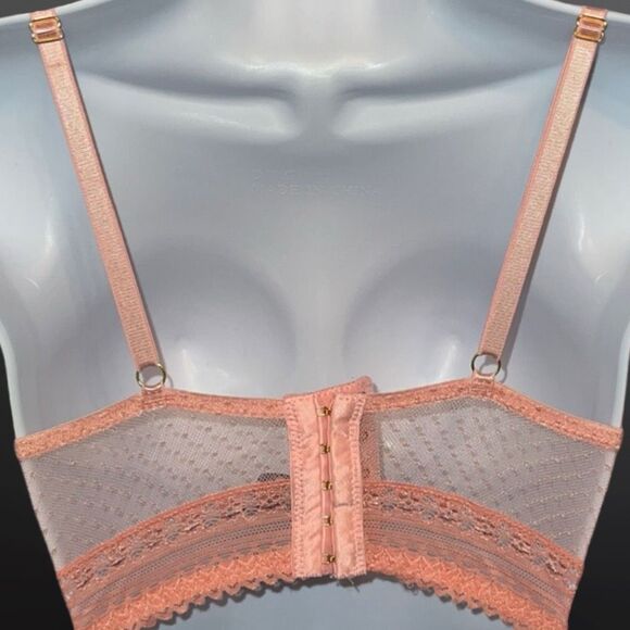 Daisy Fuentes Lace Plunge Peach Bra Size 34B - Picture 4 of 6